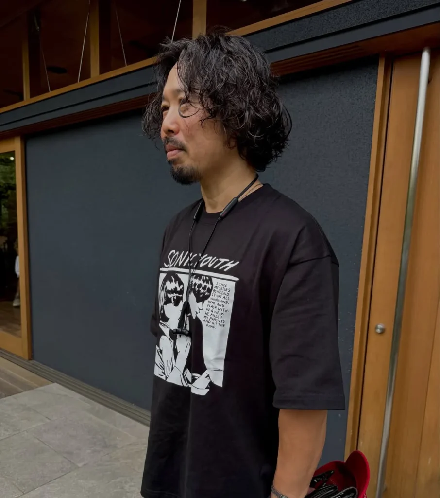 大人の男性のミディアムヘア