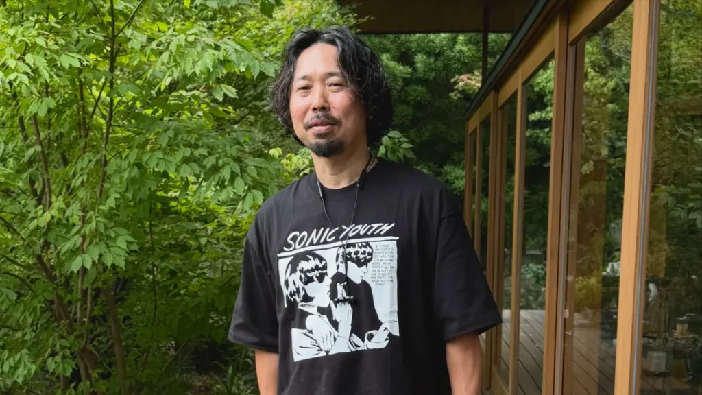大人の男性のミディアムヘア